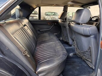 Mercedes - Benz W126 560 SEL - 13