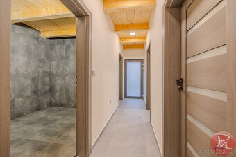 Moderní novostavba s wellness v srdci Beskyd - 13