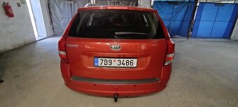Kia Ceed - 13