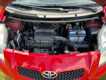 Toyota Yaris 1.3 VVT-i benzin 2007 64kw - 13
