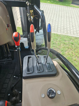 Traktor Tauros TE504C - 13