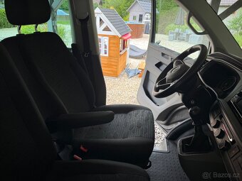 VW CARAVELLE T6.1 2.0 TDI 110kw,manuál,2020,29.000km,STAV 1A - 13