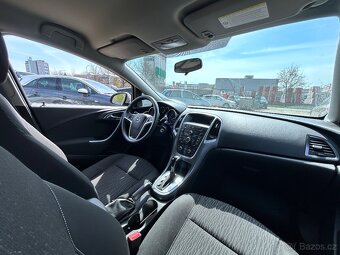 Opel Astra J 1,6 16V AUTOMATICKÁ PŘEVODOVKA - 13