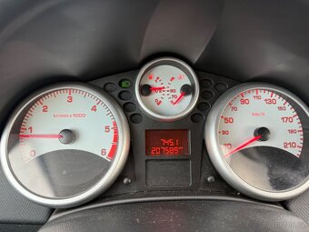 Peugeot 207 1.6Hdi - 13