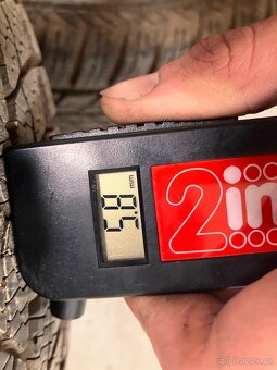 Prodám zimní kola+disky - 13