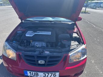 Kia Cerato 2.0i 105kw - 13