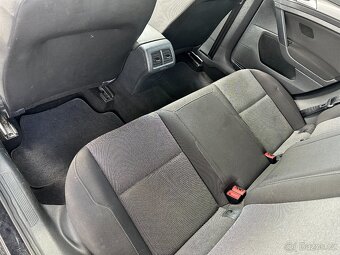Volkswagen Golf 1.6 TDI 77Kw - 13