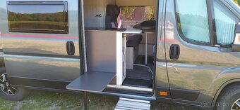 OBYTNÝ AUTOMOBIL FIAT DUCATO2,3 JTD 1.MAJITEL/14591KM,DPH - 13