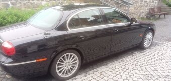 Jaguár SType 4,2 liter V8 - 13