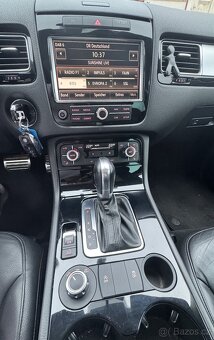 Volkswagen Touareg - 13