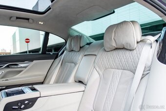 BMW 740 - 13