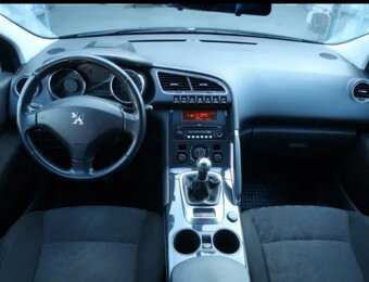 Peugeot 3008 r.v. 2009 - 13