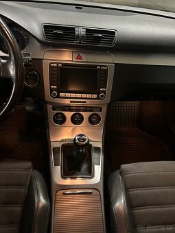 Volkswagen Passat B6 Variant 1.9 TDI - 13