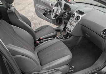 Opel Corsa D 1,4 64 kW r.v. 2012, 2x klíč, 2x kola, serviska - 13