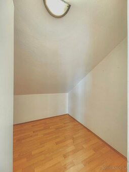 Prodej bytu 2kk s balkonem, 51m2, klidná lokalita - 13