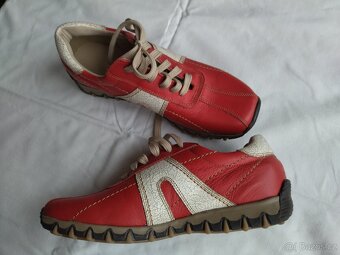 Polobotky botasky, červená kůže, vel. 37 - 13