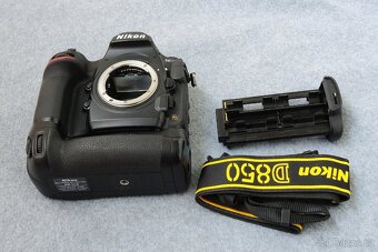 Nikon D850 + MB-D18 - 13