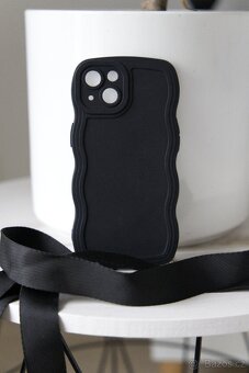 iPhone 13 128 GB Starlight - 13