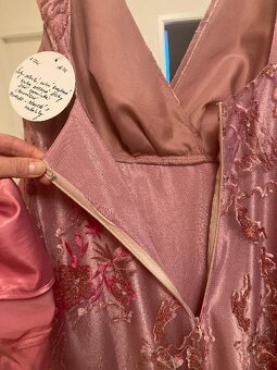 PLESOVÉ KRAJKOVÉ ŠATY ZN. MARYŚ TWE PARIS - NOVÉ-VÝPRODEJ - 13