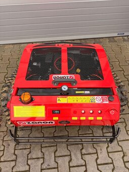 Profesionální - Dálkově ovládaná sekačka na trávu ZANON - 13