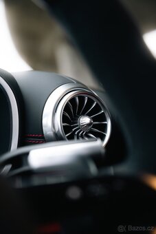 Mercedes-Benz SL 43 AMG Roadster (2023) / Top Specifikace - 13