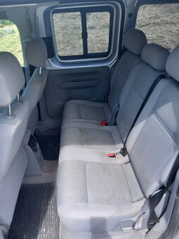 CADDY 1.6 Mpi 75kW LIFE 5 míst - 13