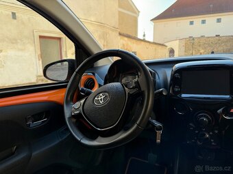 Toyota Aygo 1.0i 53kw ČR Automat 1.Maj Klima - 13