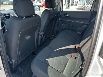 PEUGEOT 3008 1,6 16V VTI - PREMIUM - MÁLO KM - SERV. KNIHA - 13