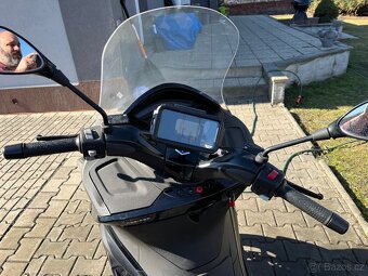 Piaggio X10 125 ABS-ASR 2016 - 13
