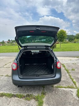 VW passat B6 2.0TDI CR - pěkná výbava - 13