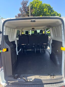 Ford Transit Custom 6 míst - 13