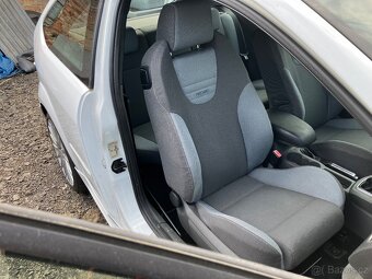 FORD FOCUS ST 225-2.5 166Kw 137Tis km-VADA MOTORU - 13