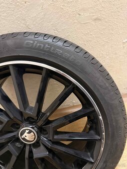 Alu kola 17" Škoda Scala + letní pneu Pire - 13