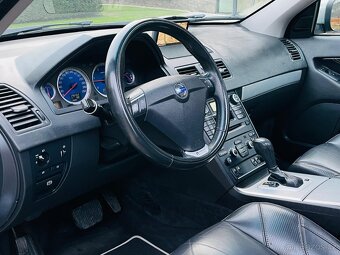 Volvo XC90 2.4 D5 4x4 AUTOMAT R-DESIGN FACELIFT NEZÁVISLE T. - 13