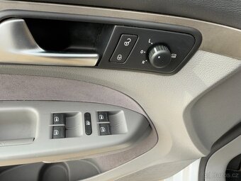 Volkswagen Touran, 2.0TDI, 103kw 7míst - 13