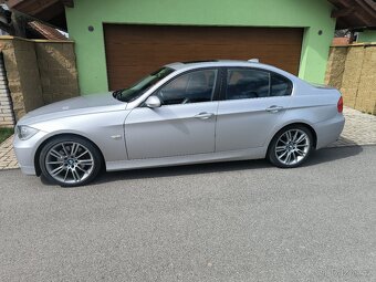 BMW 330i e90 - 13