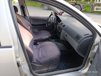 Prodám Škoda fabia 1.4 benzín. - 13