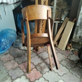 stary nabytek kresla stoly stolky zidle - 13