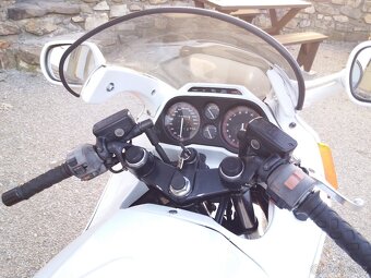 Honda CBR 1000F - 1. generace - 13