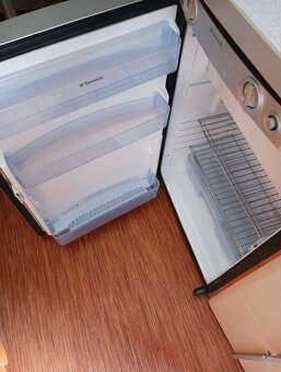 Karavan Fendt Saphir 410 Mover 2009 - 13