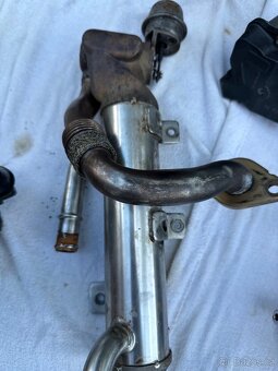 Díly na motor Audi A6 2,0 TDi 4F - 13