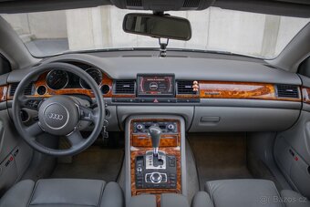 Audi A8 Long 4.2 V8 quattro tiptronic - 13