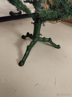 Vánoční stromek a svícny - 13