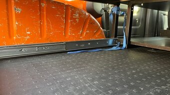 Vestavba VW Caddy - 13