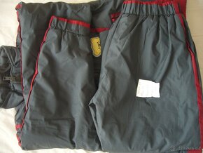 Prodám zimní bundu + oteplovačky - 13