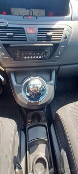 Citroën C4 Picasso 1.6i 16V 88kW ČR - 13
