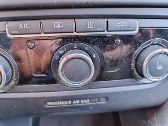 Volkswagen Golf Variant - 13