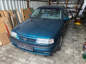 Opel Vectra A - 13