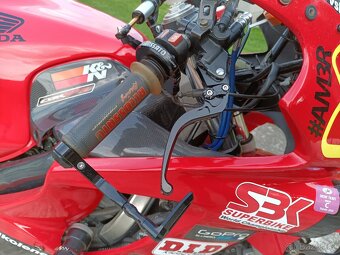 Okruhova Honda CBR 600 f4 - 13