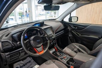 Subaru Forester 2.0i MHEV Sport Edition Lineartronic - 13